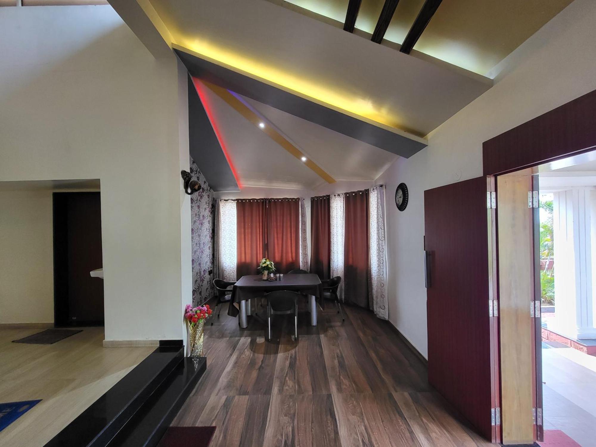 Paras Holiday Home Satara Exterior photo